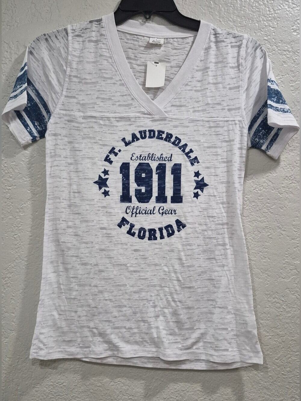 NWT Ft. Lauderdale 1911 Graphic V-Neck Tee White Navy Blue Size L